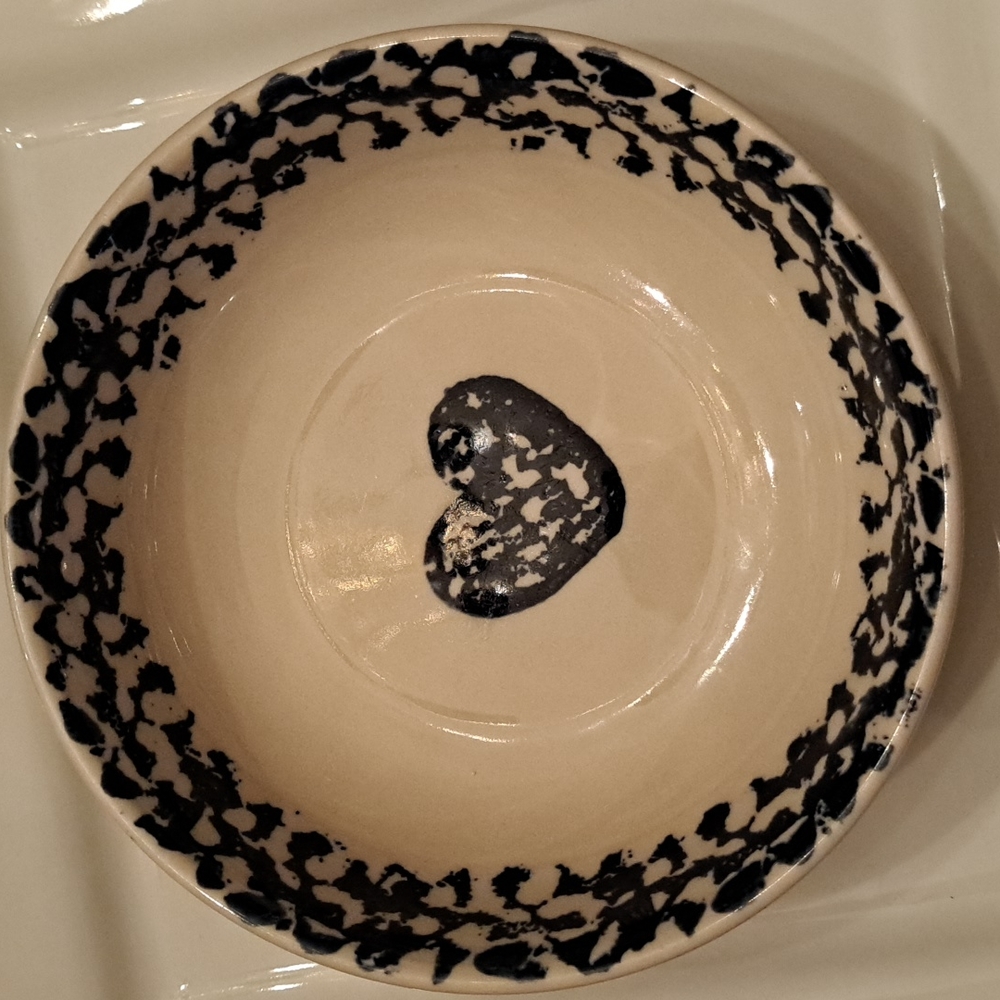 3 Tienshan navy blue Hearts Spongeware bowls